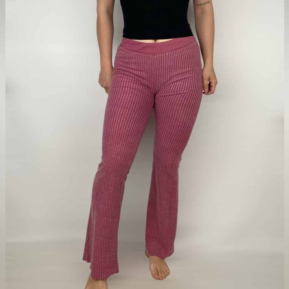 WILDFOX Cora Bootcut Pant Ribbed Ruby Stretch High Rise Casual Loungewear